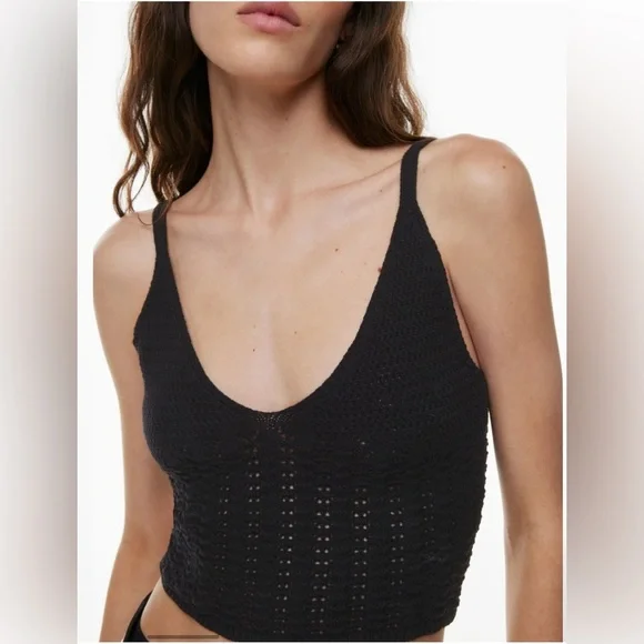 Aritzia Wilfred Evie Top Black V-neck crochet-knit sweater tank - Picture 3 of 13